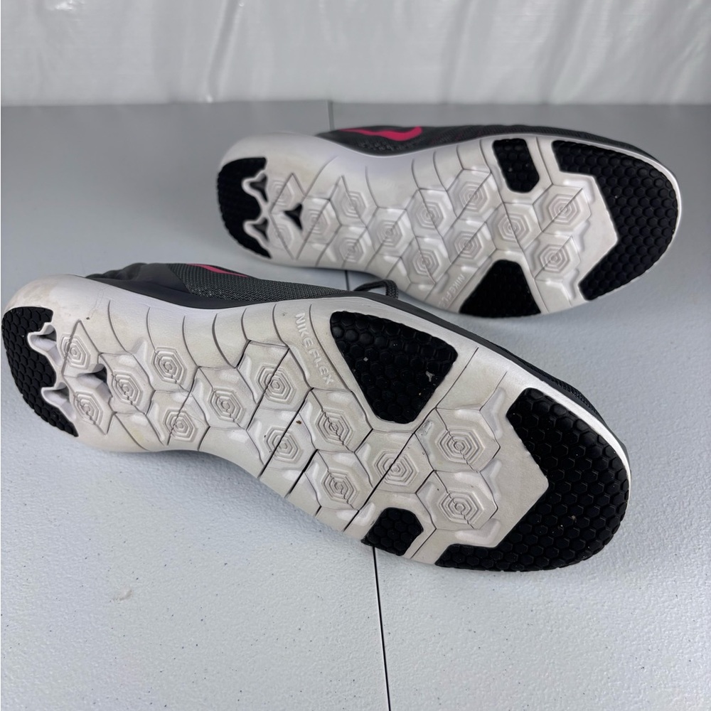 Nike Flex Supreme TR 5 Flywire Women’s Size 10W (EU 42) Dark Grey / Hot Punch - Picture 9 of 9